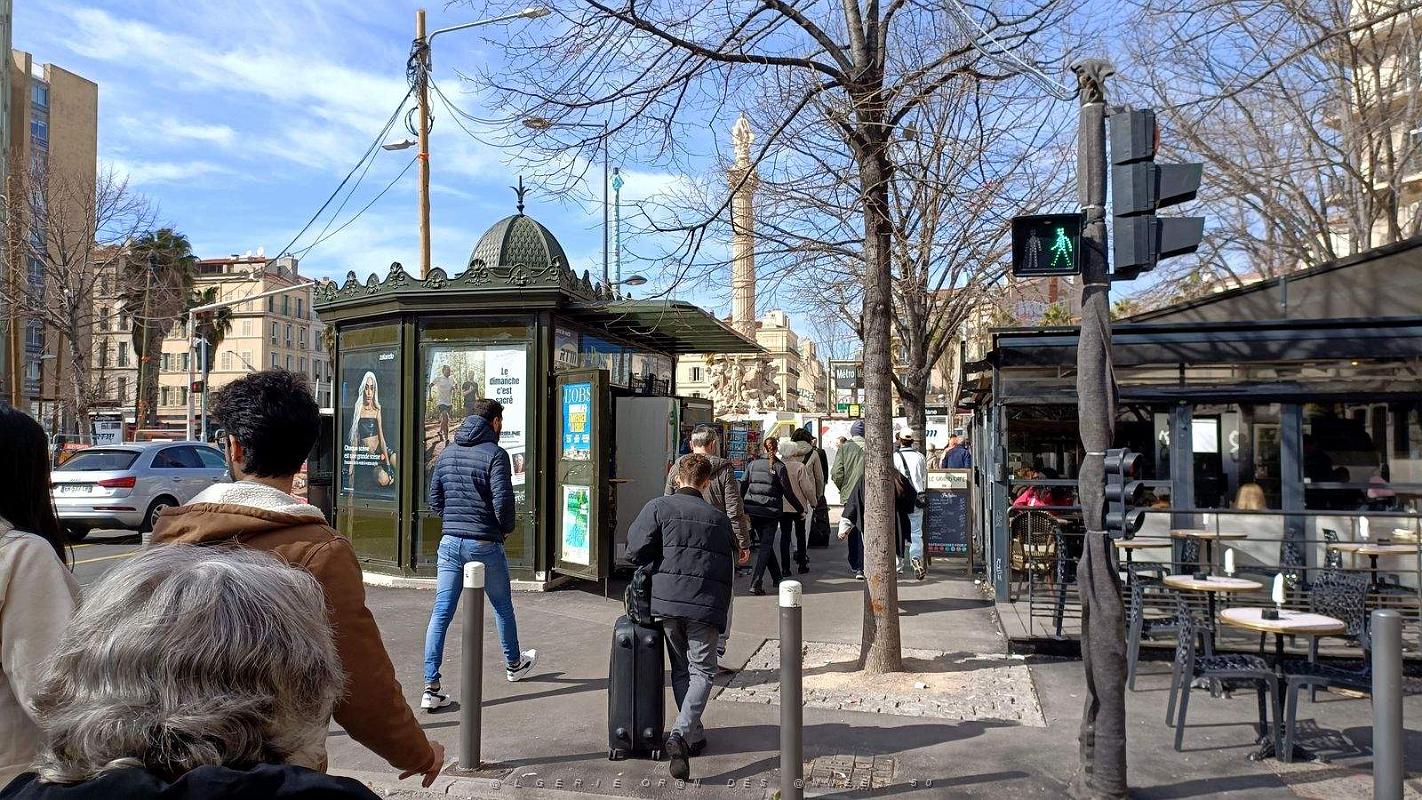 MARSEILLE - Place Castellane - 14 Mars 2024 - 08.jpg